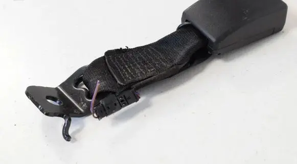 Volvo S80 Rear seatbelt buckle 7266352
