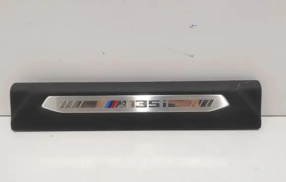 BMW 1 F40 Front sill (body part) 7469183