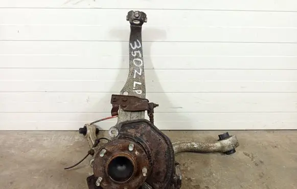 Nissan 350Z Front wheel hub spindle knuckle ZWO350Z
