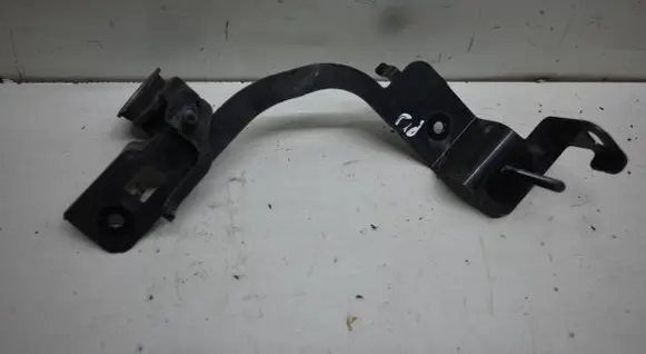 Other engine bay part