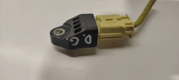 Subaru Legacy Airbag deployment crash/impact sensor 12552
