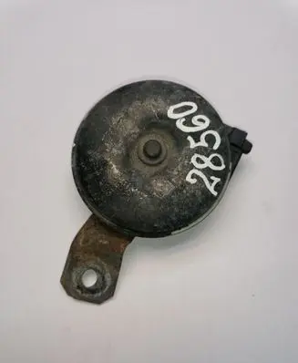 Toyota Prius (NHW20) Horn signal E13000030