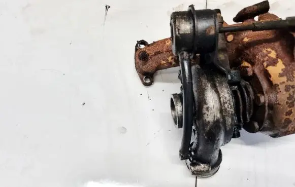 Volkswagen PASSAT B3 Turbo 028145703B 465577-1 028145703B465577-1