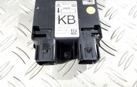 Ford Fiesta Airbag control unit/module 6S6T14B056KB 5WK43586 47050211