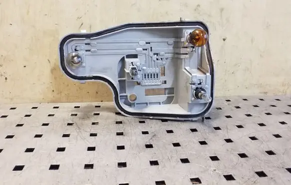 Tail light part