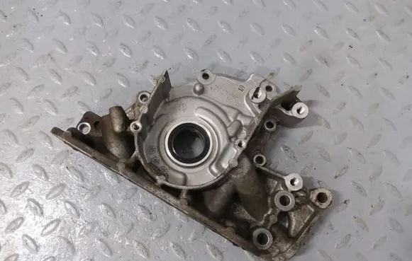Volkswagen T-Roc Oil pump 04E115109AC 04E115105 04E115105BT