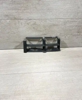 BMW 5 E39 Front bumper lower grill 8235673