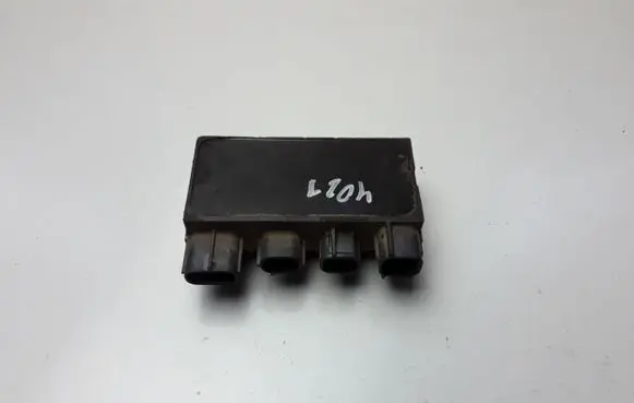 Toyota RAV 4 (XA40) Glow plug pre-heat relay 2855130010