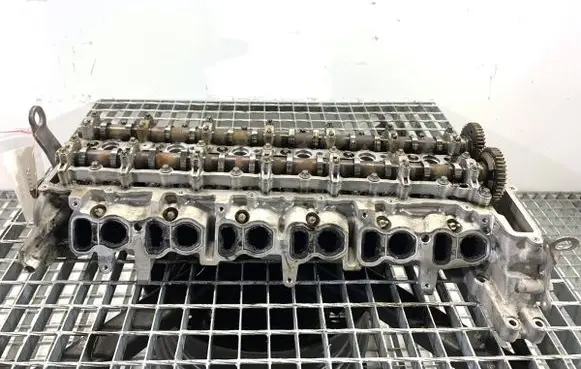 BMW X5 G05 Engine head 8575789