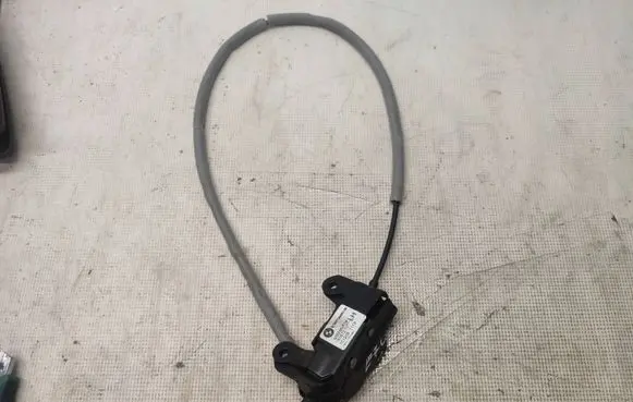 BMW X5 E70 Loading door lock 988585108 16367210 51247149630