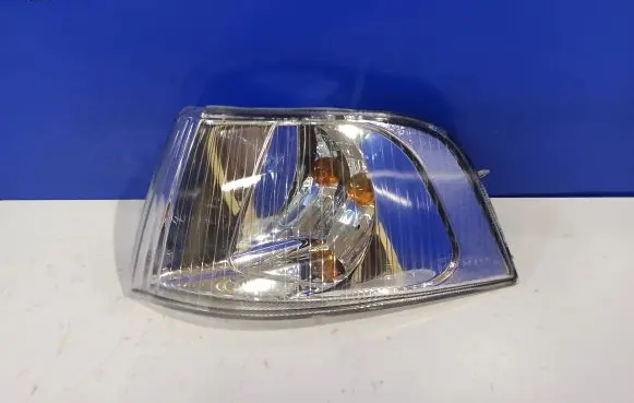 Volvo S40, V40 Front indicator light 30621831
