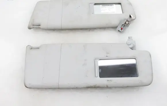Volkswagen Tiguan Sun visor clip/hook/bracket 