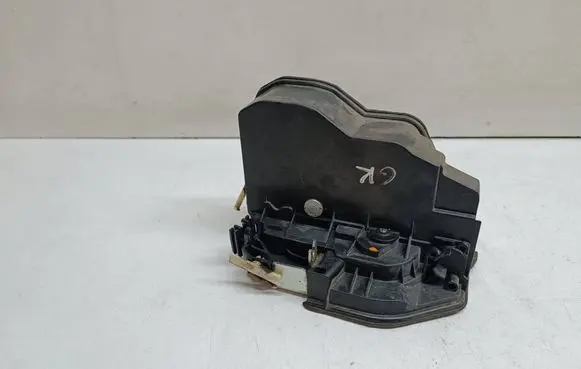 BMW 3 F30 F35 F31 Rear door lock 7229459