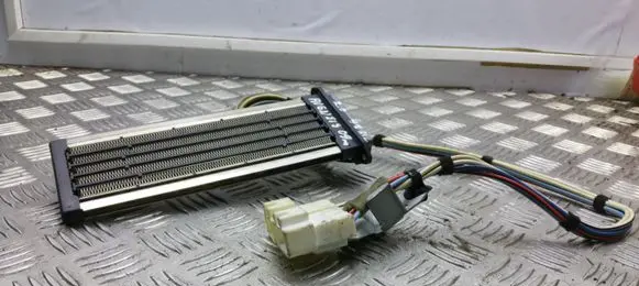 Toyota Avensis T270 Electric cabin heater radiator MF0134100400