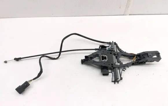 Volvo V70 Front door exterior handle/bracket 30784205