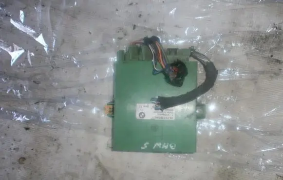 BMW 5 E39 Other control units/modules 65751382844