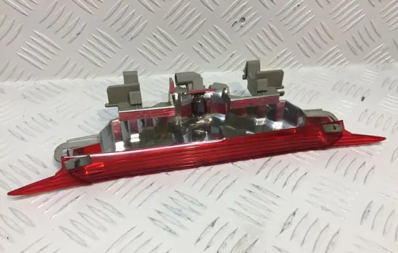 Mazda 6 Third/center stoplight 28661974