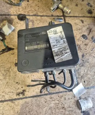 Ford C-MAX I ABS control unit/module 00001395G0 10096001153 1YU5B08X28
