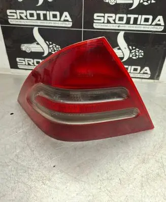 Mercedes-Benz C W203 Rear/tail lights 2038200164