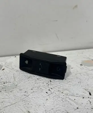 BMW 5 E39 Sunroof switch 1378862