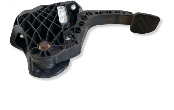 Volkswagen Golf VI Clutch pedal 1K1721059L