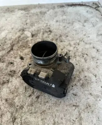 Volvo XC60 Throttle body valve 31216665