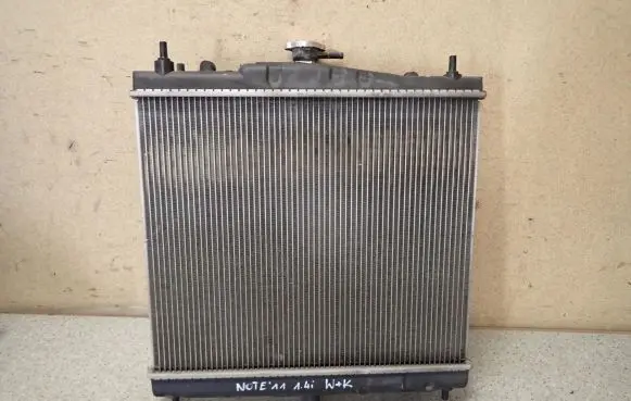 Nissan Note (E11) Coolant radiator