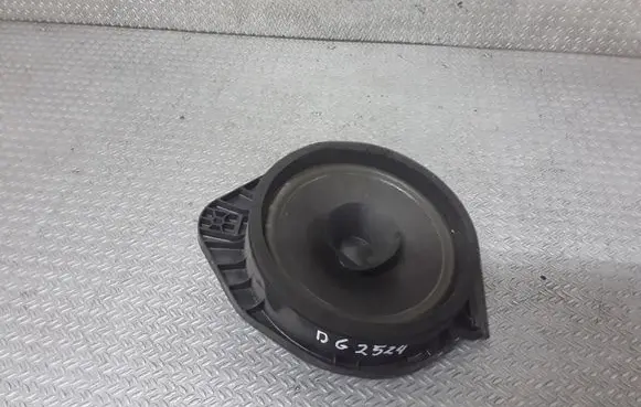 Chevrolet Cruze Rear door speaker