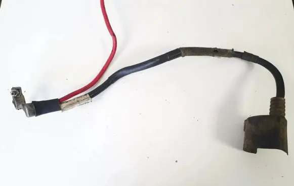 Volkswagen Golf V Positive cable (battery) 1k0971228l