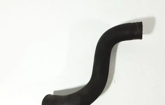 Toyota Prius+ (ZVW40) Engine coolant pipe/hose