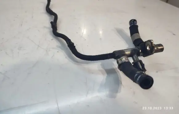 Suzuki Splash Fuel return line/hose 