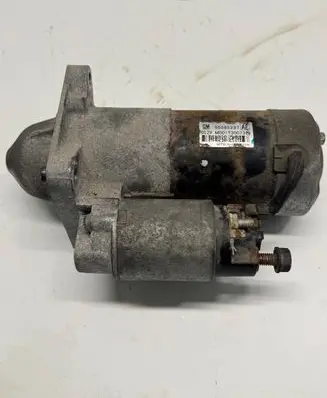Opel Insignia A Starter motor 55585237 M001T30073