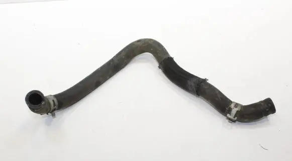 Toyota Avensis T270 Engine coolant pipe/hose