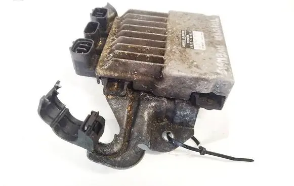 Lexus IS 220D-250-350 Fuel injection control unit/module 8987120070