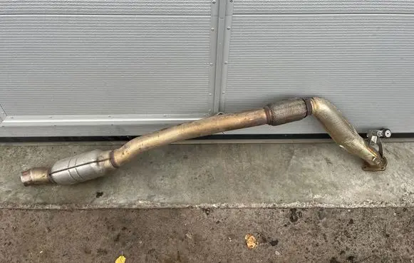 Porsche Cayenne (9Y0 9Y3) Middle muffler/silencer 4m0253300am