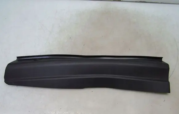 Mazda CX-30 Front arch trim DFR556915
