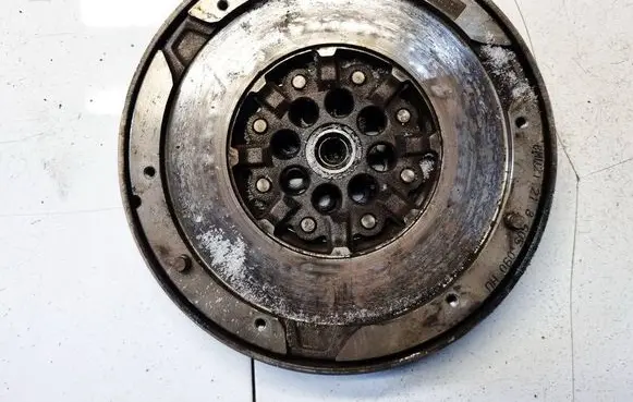 BMW 3 F30 F35 F31 Flywheel 21218605090