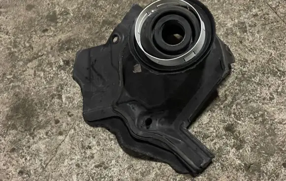 BMW 5 F10 F11 Other engine bay part 7211897 74850610