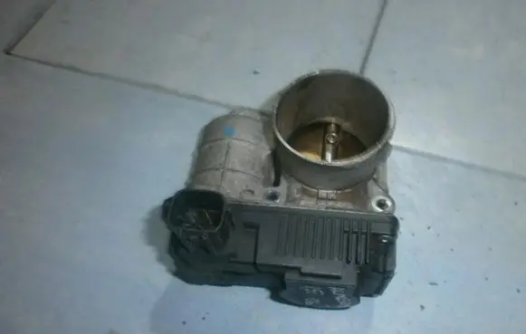 Nissan Primera Throttle valve sera57601 rme5002