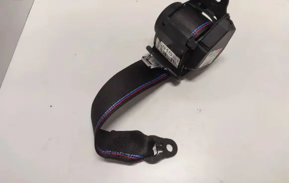 BMW M4 F82 F83 Rear seatbelt 8076353 72118076353
