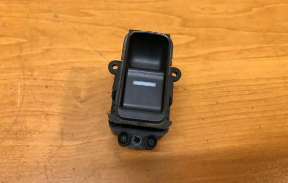 Honda Accord Electric window control switch 4H22 J010B 4H22J010B