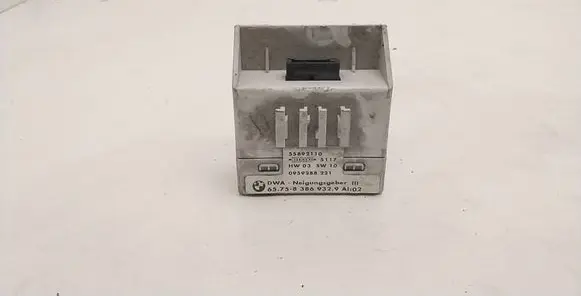 BMW 7 E38 Yaw turn rate sensor 8386932 55892110 0959288221