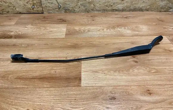 Peugeot Partner Front wiper blade arm 9682974380