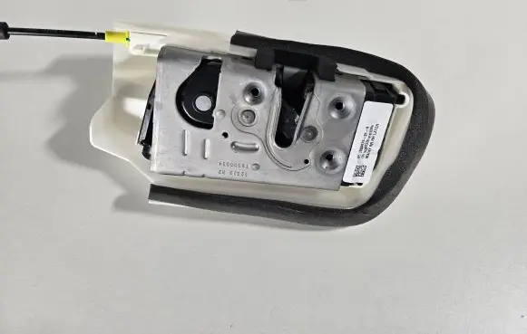 Tesla Model 3 Rear door lock 1500675-91-B