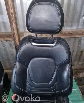 Citroen DS5 Second row seats 