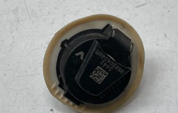 Renault Captur Airbag deployment crash/impact sensor 988304048R 2442