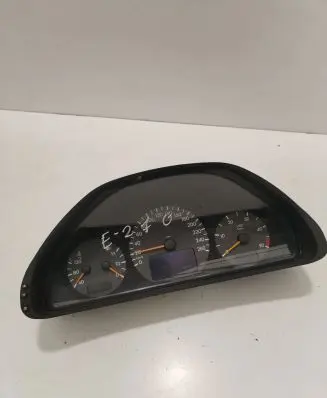 Mercedes-Benz E W210 Speedometer (instrument cluster) 2105400311 110008915009 110008915