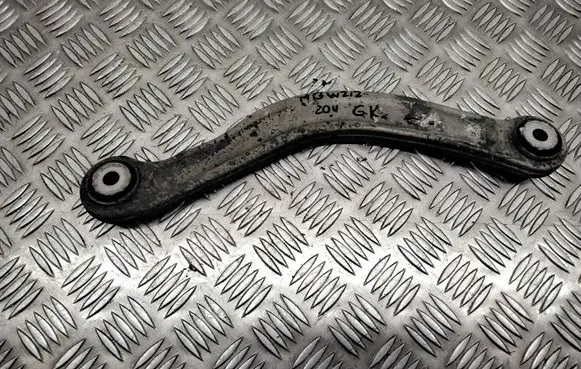 Rear control arm