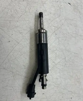 Citroen C3 Fuel injector 9822715980