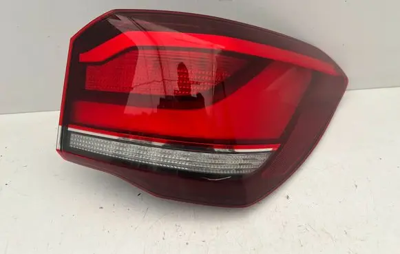 BMW X1 F48 F49 Rear/tail lights 7477714